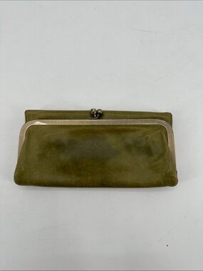 UEC Vintage Hobo olive green leather wallet clutch